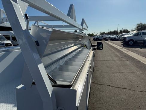 New 2026 Ford F250 XL w/ XL Chrome Package image 11