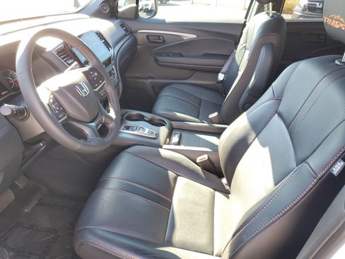 Used 2022 Honda Pilot TrailSport image 17