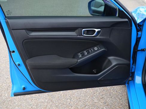 Used 2024 Honda Civic Sport image 13