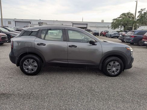 Used 2025 Nissan Kicks S AWD/4WD image 3