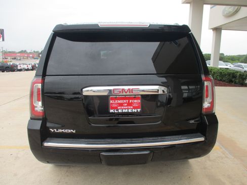 Used 2018 GMC Yukon Denali RWD image 6