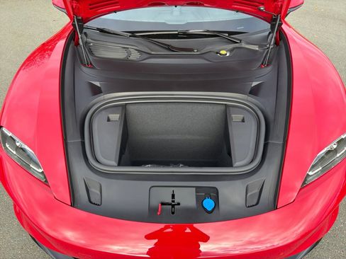 New 2025 Porsche Taycan GTS image 17