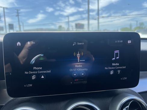 Used 2021 Mercedes-Benz GLC 300 4MATIC image 24