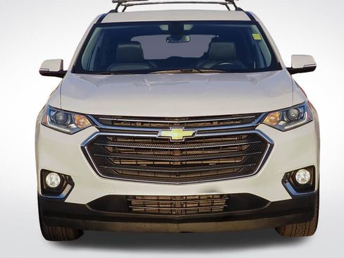 Certified 2019 Chevrolet Traverse LT w/ LT Premium Package AWD/4WD image 2