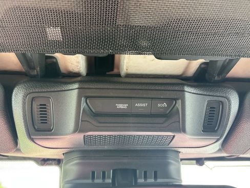 Used 2024 Jeep Wrangler Unlimited Sahara AWD/4WD image 24
