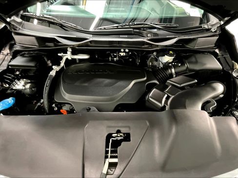 Used 2023 Honda Odyssey Touring image 13