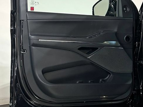 New 2026 Lincoln Navigator Reserve AWD/4WD image 43