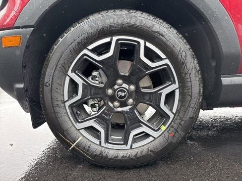 New 2025 Ford Bronco Sport Outer Banks w/ Outer Banks Tech Package+ image 9