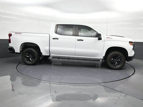 Used 2024 Chevrolet Silverado 1500 Custom Trail Boss AWD/4WD image 7