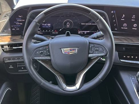 Certified 2024 Cadillac Escalade ESV Sport Platinum w/ Heavy-Duty Trailer Package image 14