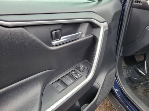 Used 2024 Toyota RAV4 XLE image 18