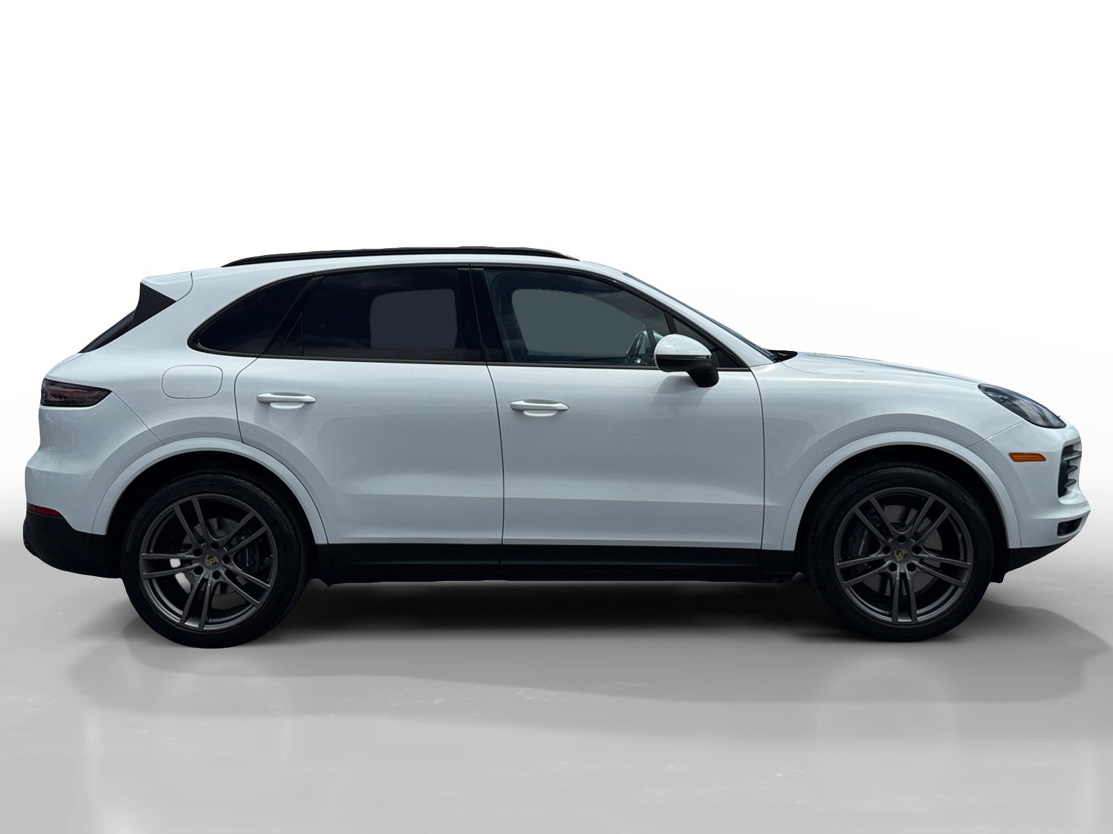 Used 2022 Porsche Cayenne AWD/4WD image 6