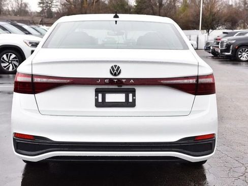 Certified 2025 Volkswagen Jetta Sport image 6