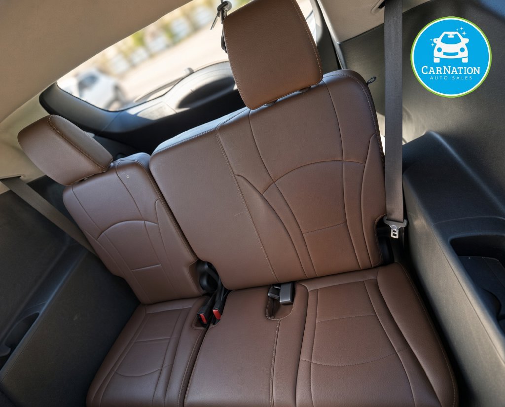 Used 2018 Buick Enclave Avenir w/ Avenir Technology Package AWD/4WD image 9