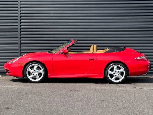 Used 2001 Porsche 911 Carrera RWD image 2
