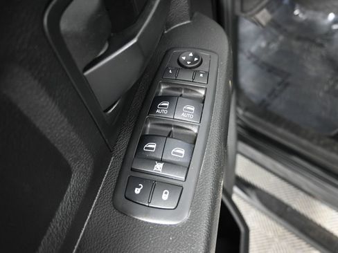Used 2019 RAM 1500 Express w/ Wheel & Sound Group AWD/4WD image 18