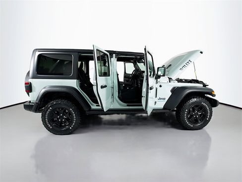 Used 2023 Jeep Wrangler Unlimited w/ Safety Group image 28