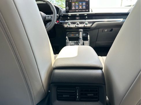 Used 2023 Honda CR-V EX-L image 16