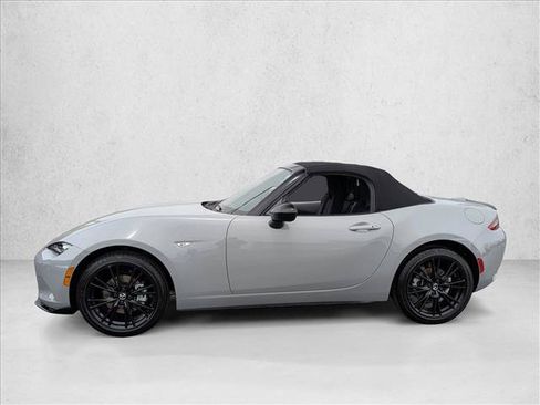 New 2026 MAZDA MX-5 Miata Club w/ Weather Package RWD image 5