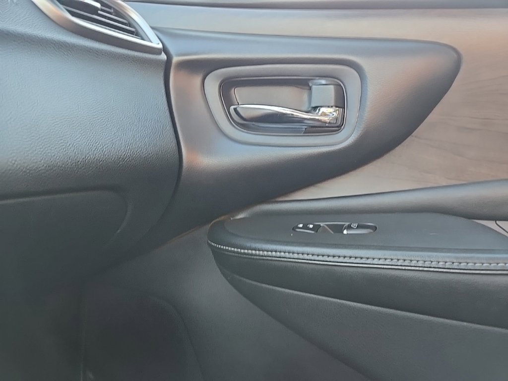 Used 2019 Nissan Murano Platinum w/ Cargo Package AWD/4WD image 28