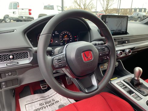 Used 2024 Honda Civic Type R image 17