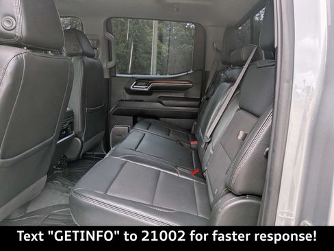 Used 2024 GMC Sierra 1500 Denali w/ Denali Reserve Package AWD/4WD image 17