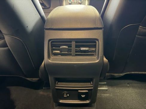 Used 2022 Ford Edge SEL w/ Convenience Package image 38