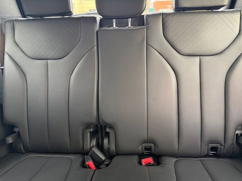 Used 2025 Hyundai Palisade SEL image 33