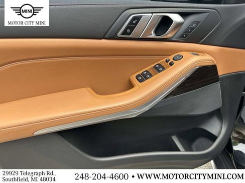 Used 2019 BMW X5 xDrive40i w/ Convenience Package AWD/4WD image 19