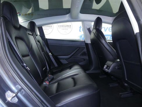 Used 2021 Tesla Model 3 Long Range image 21