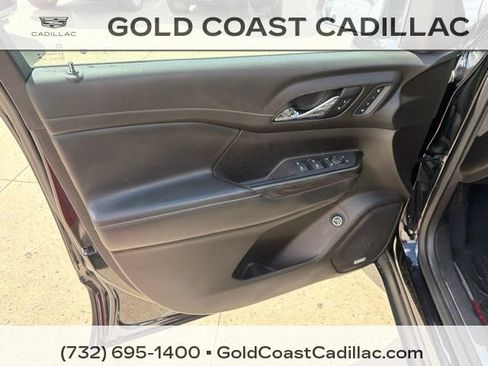 Used 2022 GMC Acadia SLT w/ Preferred Package AWD/4WD image 19