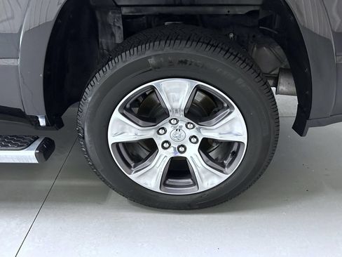 Used 2020 RAM 1500 Laramie AWD/4WD image 22