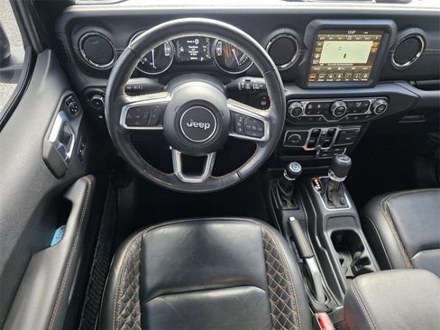 Used 2021 Jeep Wrangler Unlimited Sahara image 12