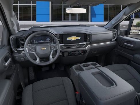 New 2025 Chevrolet Silverado 2500 LT w/ Convenience Package RWD image 15