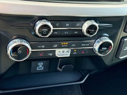 Certified 2022 Ford F150 XLT w/ Equipment Group 302A High image 15