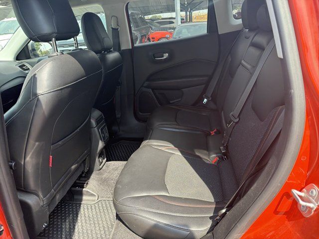 Used 2018 Jeep Compass Trailhawk w/ Navigation Group AWD/4WD image 19