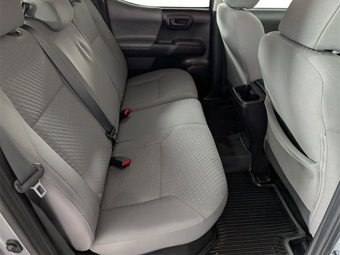 Used 2020 Toyota Tacoma SR image 29