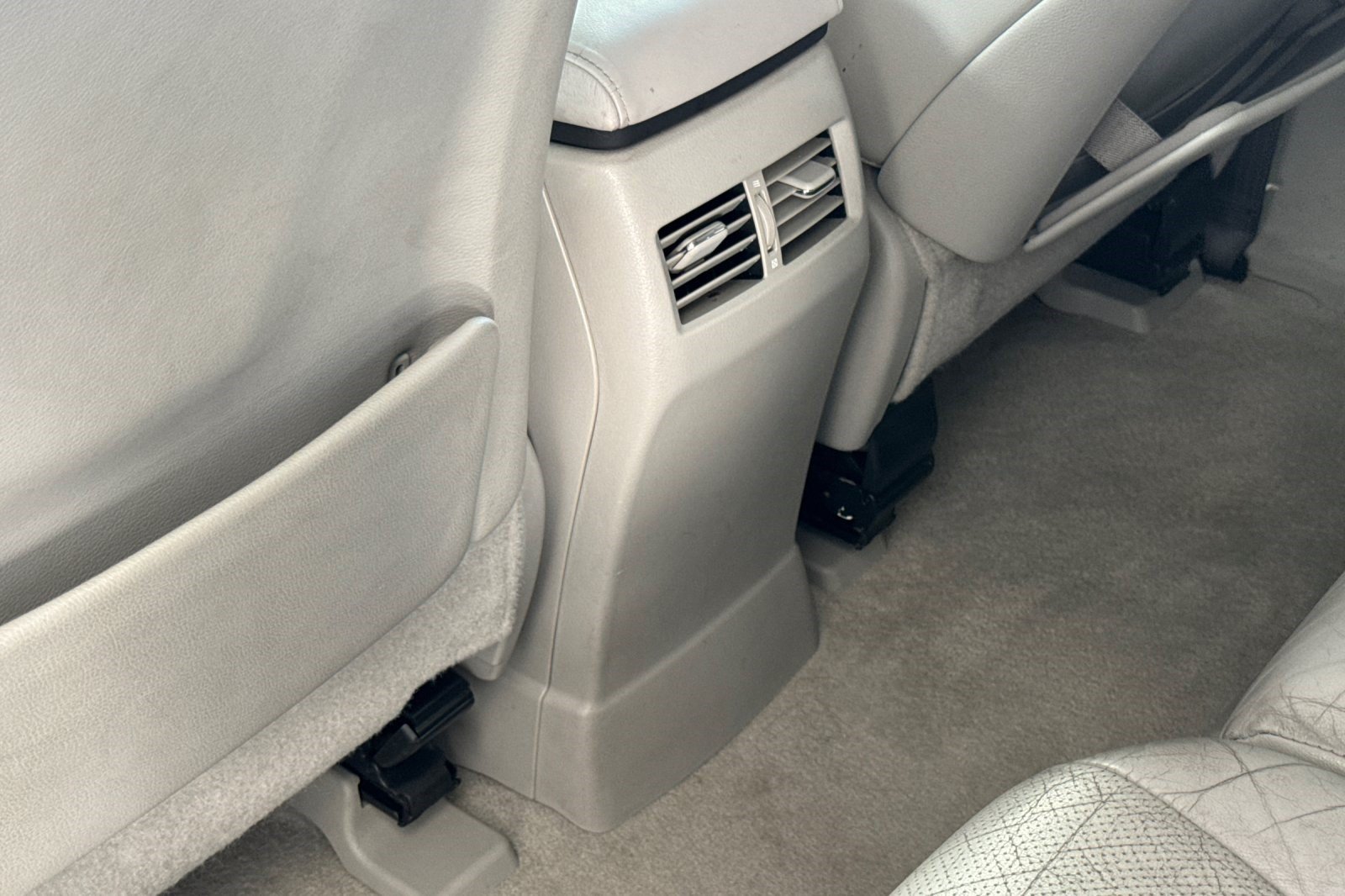 Used 2010 Lexus RX 350 2WD image 16