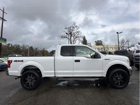 Used 2019 Ford F150 XLT w/ Trailer Tow Package image 9