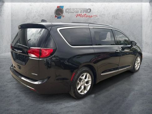 Used 2019 Chrysler Pacifica Limited FWD image 6