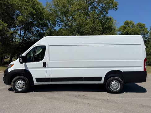 Used 2023 RAM ProMaster 3500 w/ Convenience Group image 6