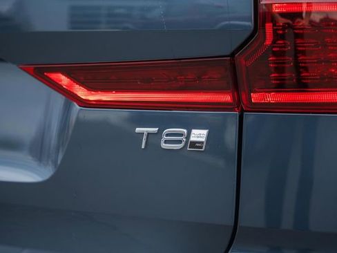 New 2026 Volvo XC60 T8 Ultra w/ Protection Package Premier image 8