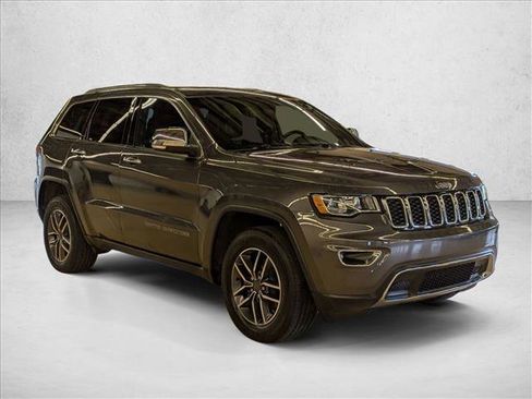 Used 2019 Jeep Grand Cherokee Limited AWD/4WD image 3