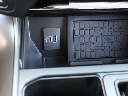 New 2025 Ford F150 Lariat w/ Equipment Group 502A High image 29