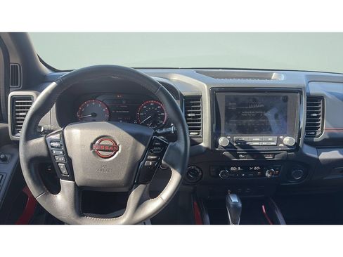 Used 2023 Nissan Frontier PRO-4X w/ Technology Package AWD/4WD image 6