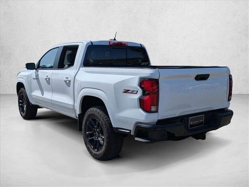 Used 2025 Chevrolet Colorado Z71 w/ Midnight Edition image 8
