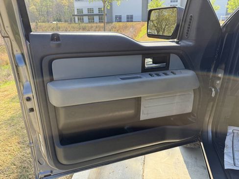 Used 2014 Ford F150 XLT w/ Equipment Group 302A Luxury AWD/4WD image 20
