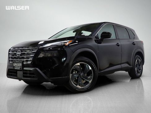 Used 2025 Nissan Rogue SV AWD/4WD image 1