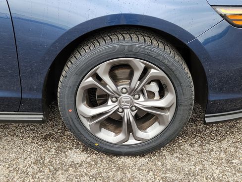 Used 2024 Honda Accord EX image 8