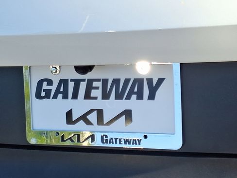 Used 2023 Kia Sportage EX image 30